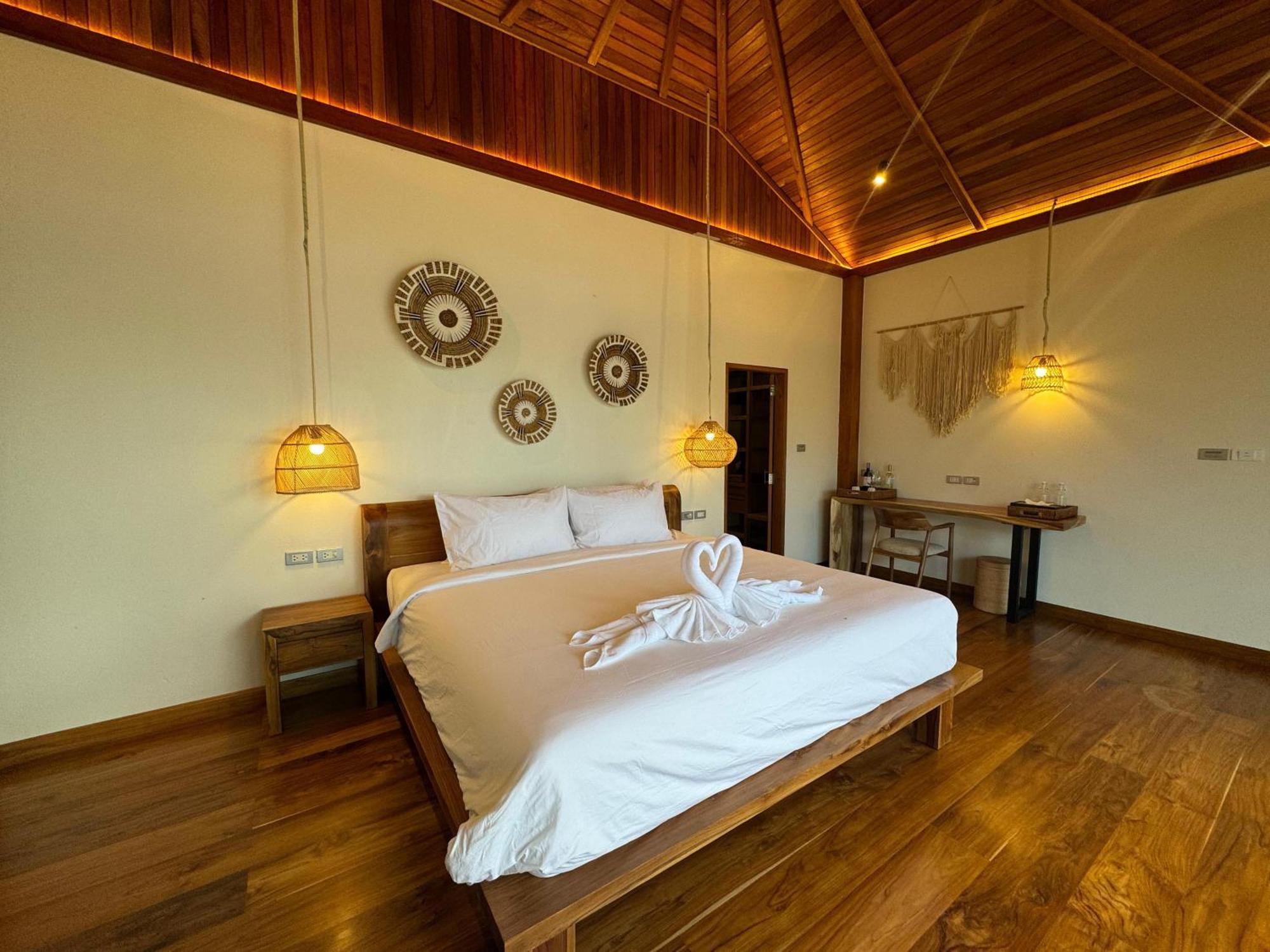 Ten Moons Sunset Villas Koh Lipe Exteriör bild