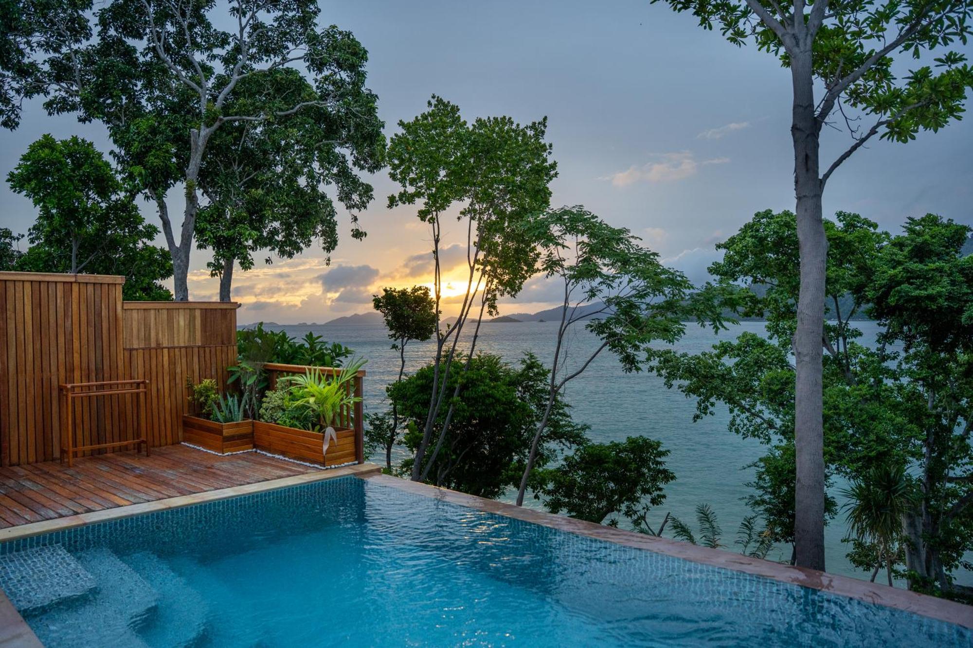 Ten Moons Sunset Villas Koh Lipe Exteriör bild